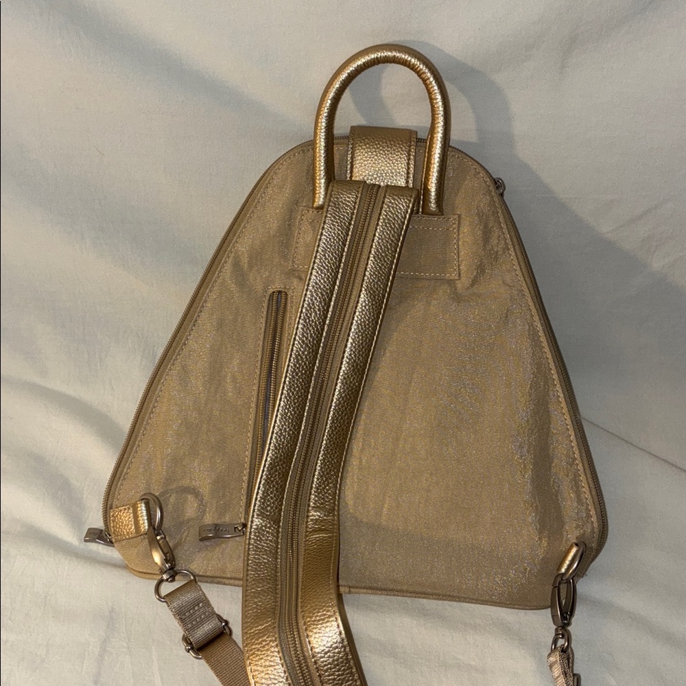 Baggallini Gold Backpack - Picture 2 of 5